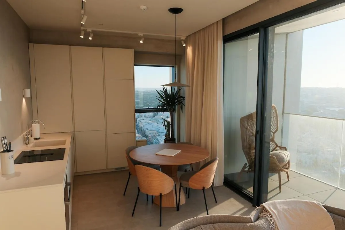 Top Floor Apartment With Roof Pool In St Julians