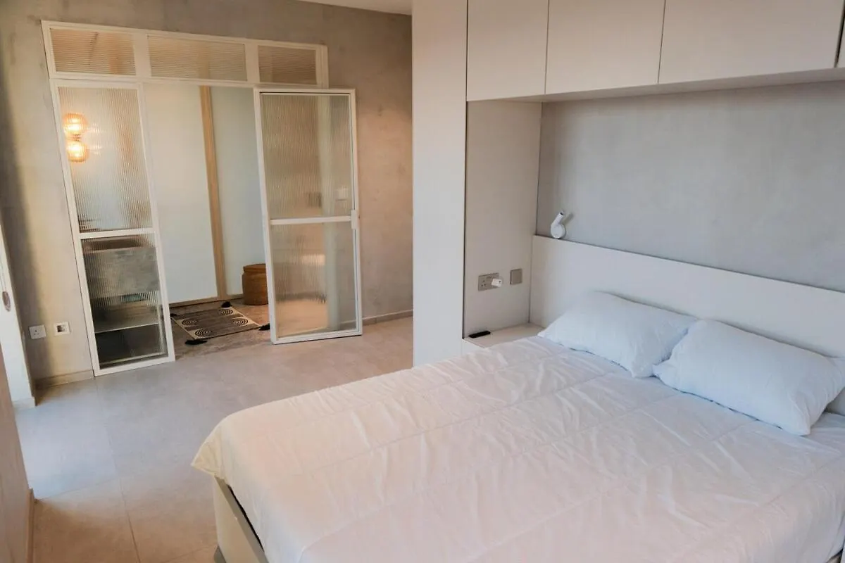 Top Floor Apartment With Roof Pool In St Julians